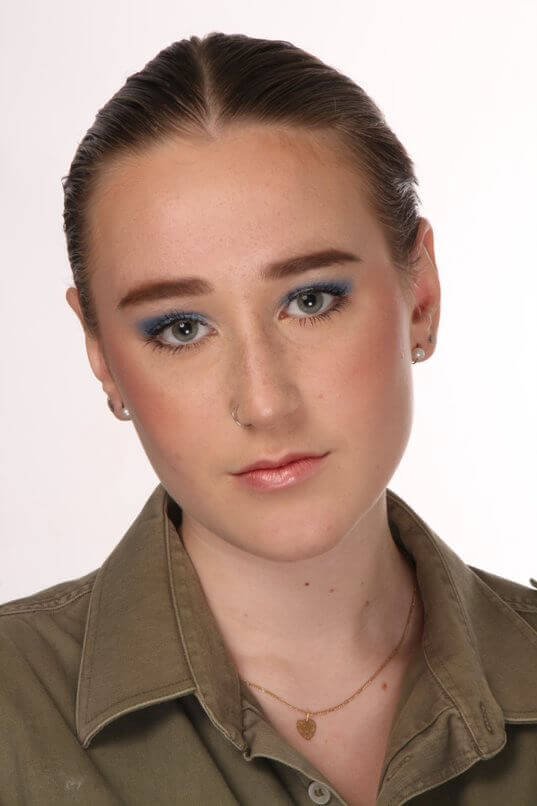 Natuurlijke look blauwe oogschaduw